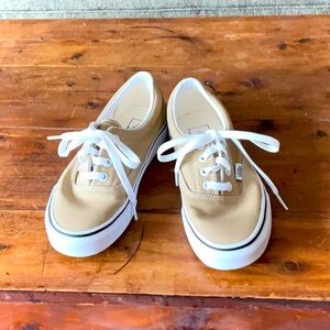 Van’s canvass shoes